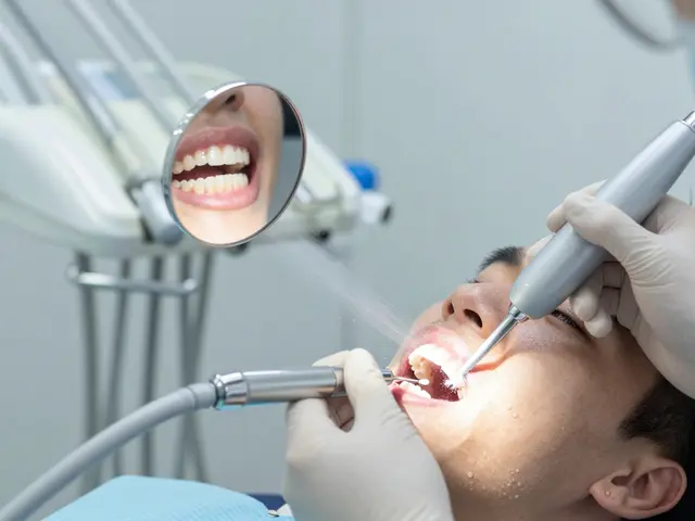 Pískování zubů: Co to je, když se vyplatí a co o něm skutečně víte