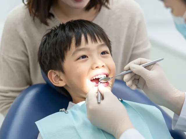 Zubní kámen u dětí: Jak ho předcházet pravidelnou ústní hygienou