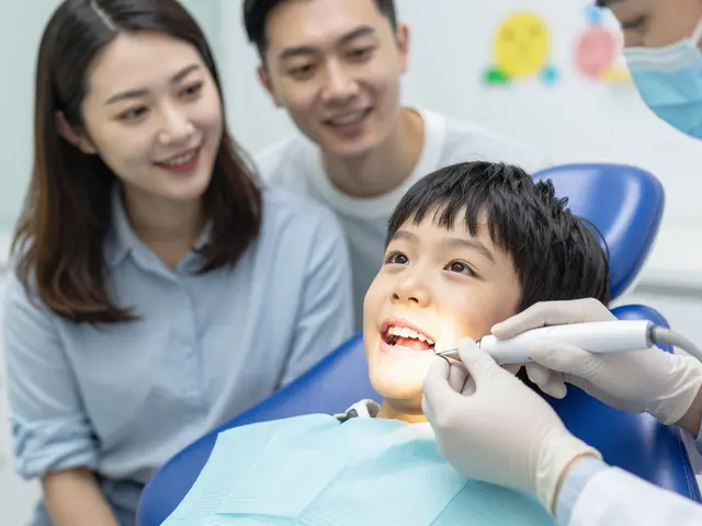 Zubní kámen u dětí: Jak ho účinně odstranit doma?